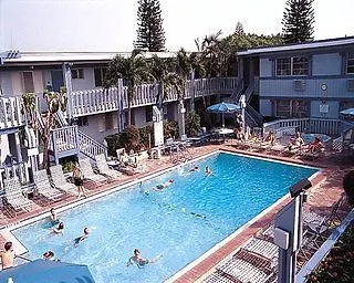 Sandcastle Beach Club Hotel